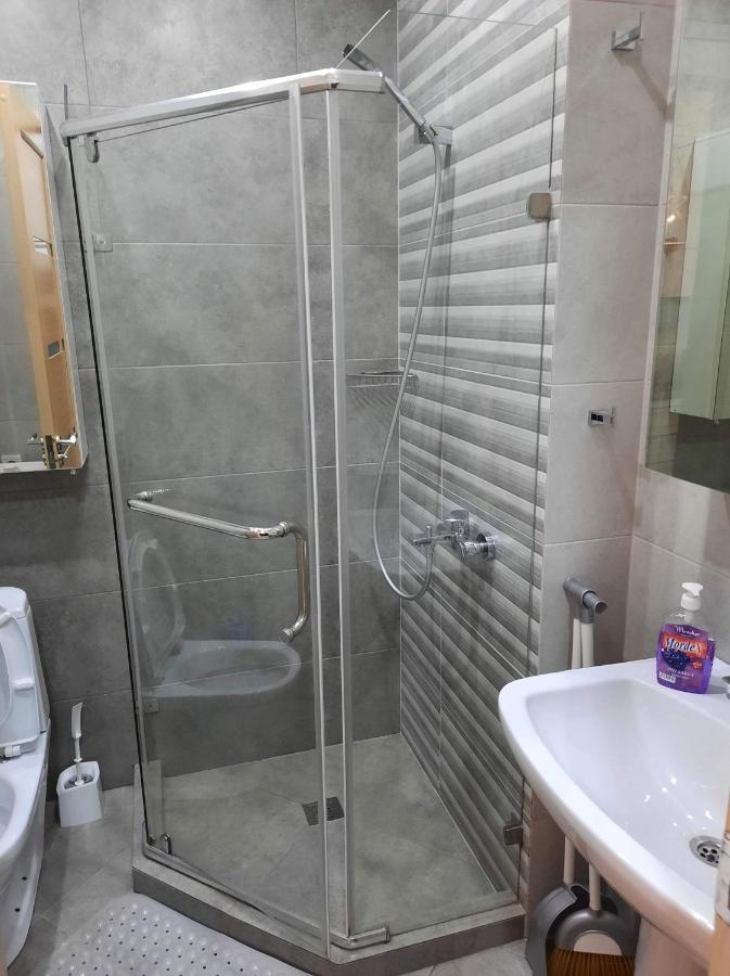 Yalcin Star Residence Diana'S Flat 巴统 外观 照片